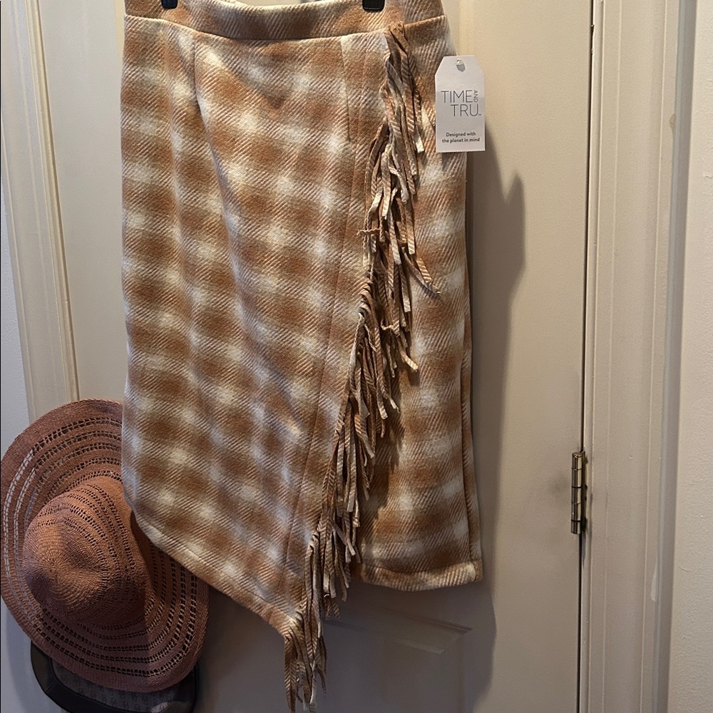 TIME and TRU Brown Plaid Faux Wrap Fringed Flannel Skirt L (12-14) NWT - Picture 4 of 9